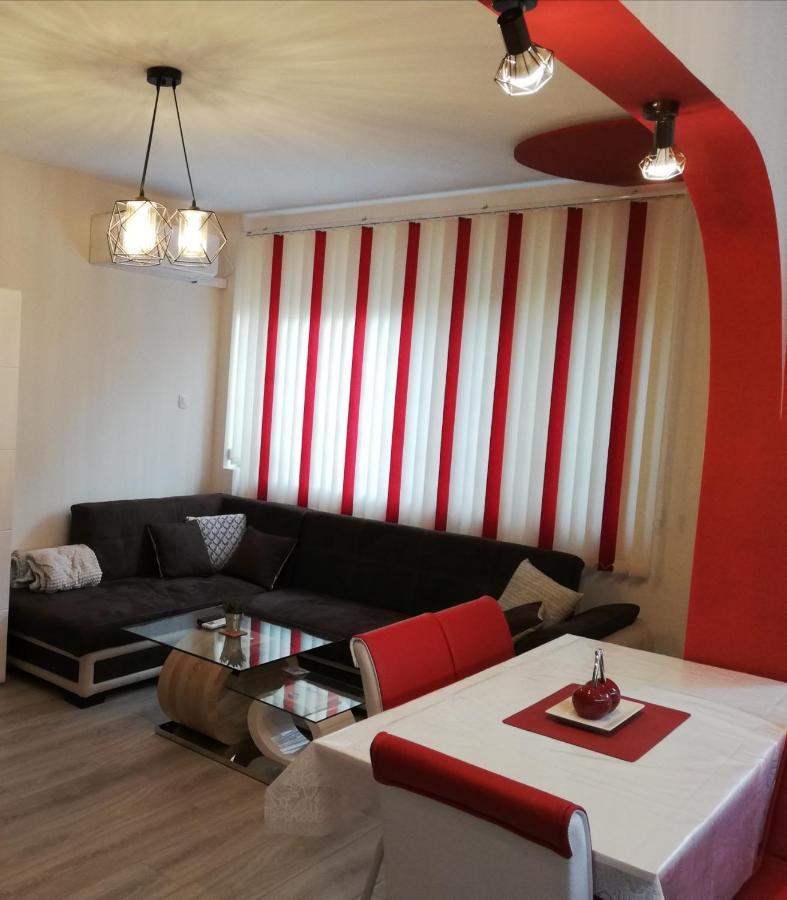 Apartment Ani Велико-Тирново Екстер'єр фото